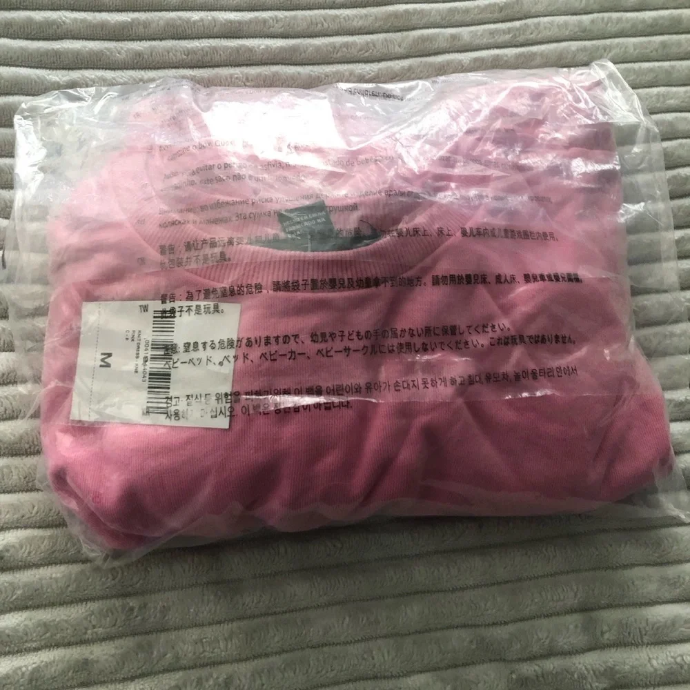 Forever 21 Brand New With Tags Knit Dress Size Medium Runs Big - Picture 4 of 10